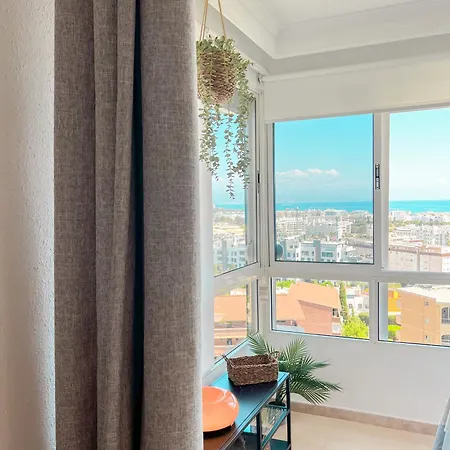 Cozy Flat With Sea Views La Torre Apartment Torremolinos Exterior photo